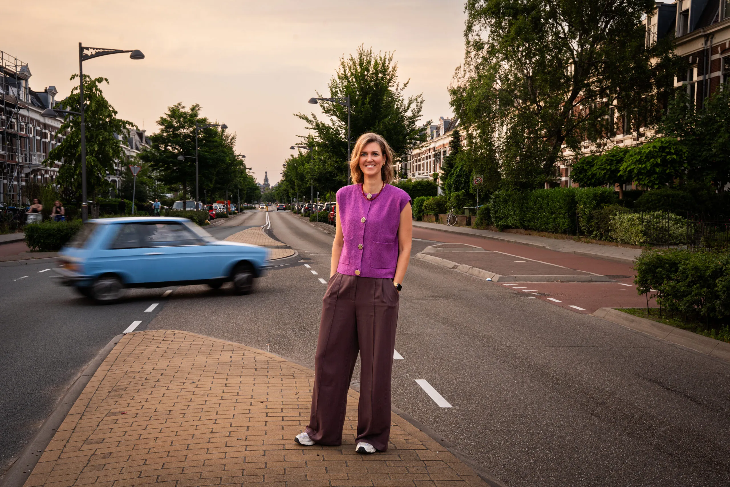 Iris staat op de Sint Annastraat.